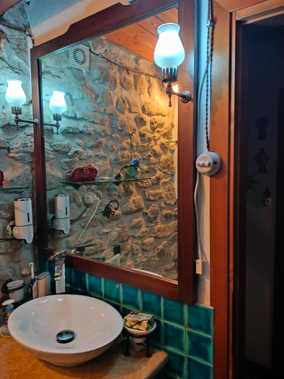Casa Di Pietra Villa Usellus Buitenkant foto