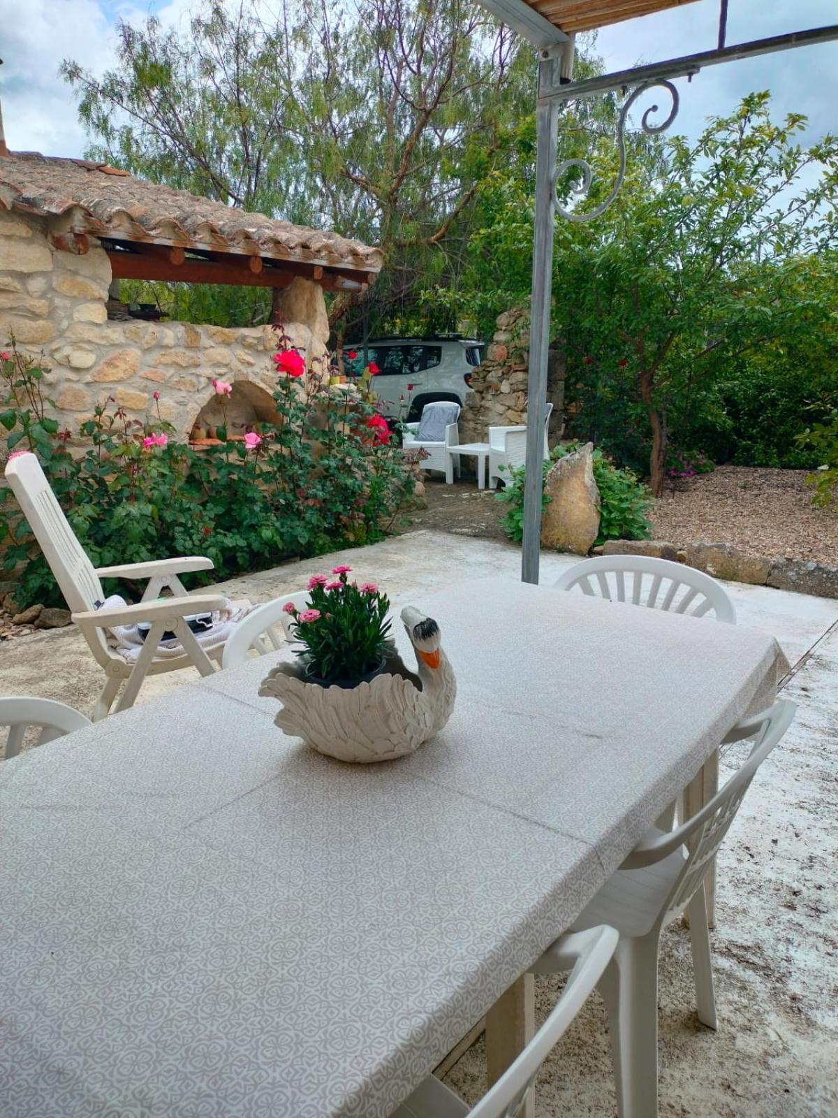Casa Di Pietra Villa Usellus Buitenkant foto